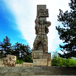 Мемориален комплекс Априлци